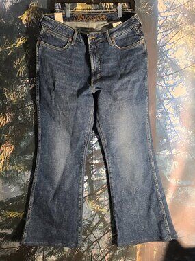 Wrangler Retro Womens Bootcut Jeans 32x32 Medium Wash Stretch NWT